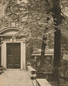 Sørdøren til kirken St. Mary Aldermanbury, c1935.