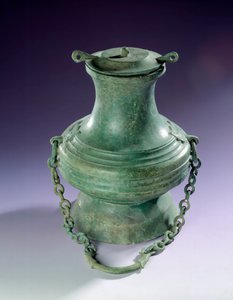 Kinesisk kunst: Bronsevase fra Than-Hoa (Than Hoa), Han-perioden før. Paris, Musee Cernuschi