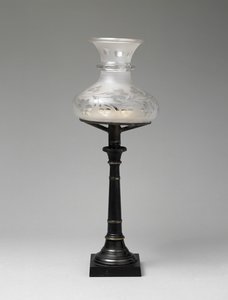 Skyggelagt lampe av William (attr.to) Carleton