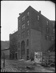 63 Downing Street, New York City, 18. februar 1916 av William Davis Hassler