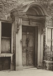 Doorway, Stamford, Northants (s/hv-bilde) av William Galsworthy Davie