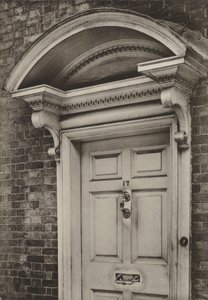 Doorway, The Causeway, Horsham, Sussex (s/hvitt bilde)