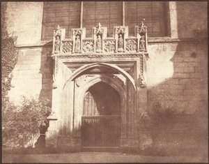 En eldgammel dør i Magdalen College, Oxford av William Henry Fox Talbot