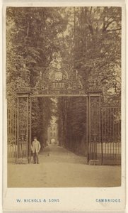 av William Nichols and Sons