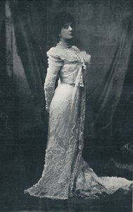 Frøken Lena Ashwell, 1900 av William and Daniel Downey