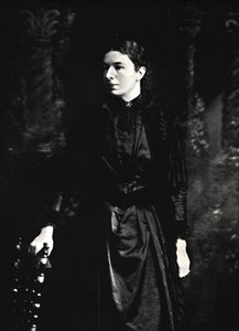 Fru Humphrey Ward, 1890, 1914. av William and Daniel Downey