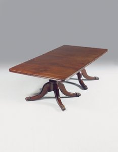 Irish Regency spisebord med to sokkel (mahogni) av Williams and Gibton (attr. to) Mack