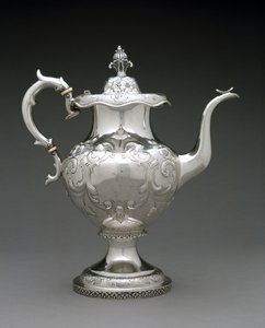 Tekanne, ca. 1845–1872 (sølv) av Wood and Hughes (attr.to)