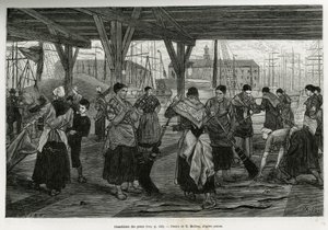 Avsalting av skinnene, ved at kvinner skraper restene av beistene strukket under strukturene til hallene i havnen i Antwerpen. Gravering av X.Mellery, for å illustrere historien om Belgia, av Camille Lemonnier, publisert i Tour du monde, rediger av Xavier Mellery
