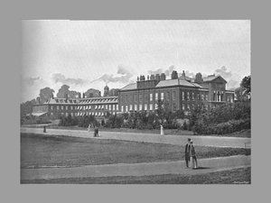 Kensington Palace, London, ca 1900. av York and Son
