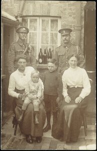 Familie portrett av John Pardon