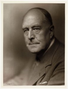 J Dudley Johnston' av John Pardon