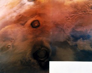 Vulkaner på overflaten av planeten Mars av Frederick (attr. to) Barnard