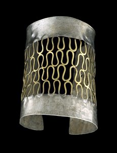Armbånd, 200 BC-400 AD (hamret sølv og filigrert gull) av culture Vicús