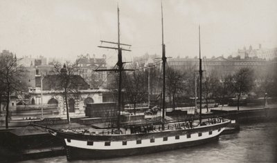 The Friend Ship, Charing Cross Pier (s/hv-bilde) av (after) English photographer