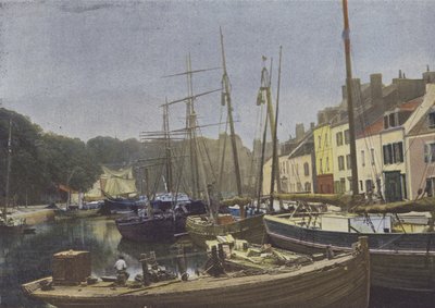 Belle-Ile-en-Mer, Port de Palais (farget bilde) av (after) French Photographer