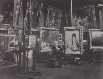 Den franske maleren Carolus-Duran i atelieret hans (s/hvitt-bilde) av (after) French Photographer