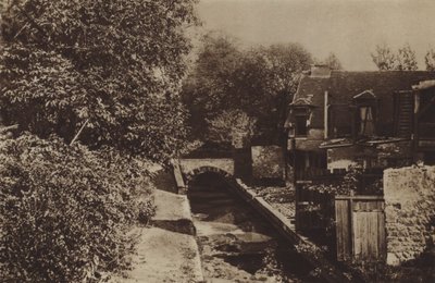 La Bievre nær Pavillon de Julienne (s/hvitt bilde) av (after) French Photographer