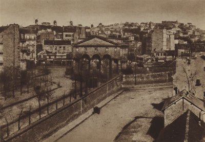 Clichy-barrieren (s/hvitt-bilde) av (after) French Photographer