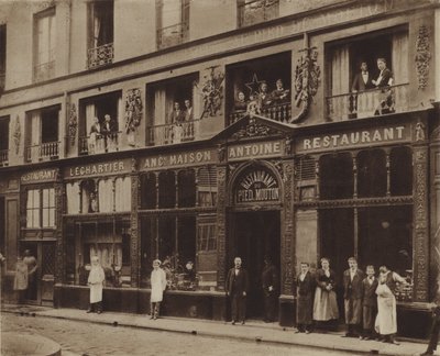 Pied-de-Mouton-restauranten, rue Vauvilliers (s/hvitt-bilde) av (after) French Photographer