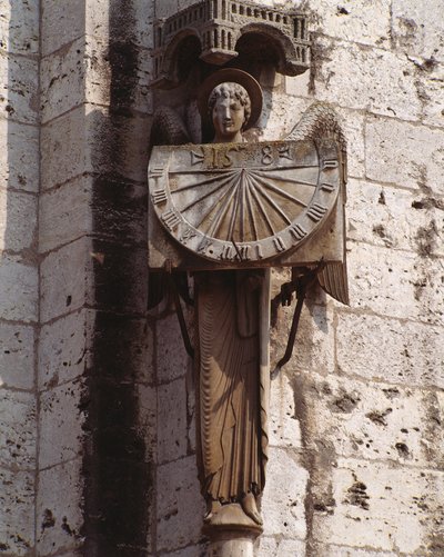 Gotisk kunst: "" Representation of the Angel on the Dial" Skulptur fra 1900-tallet etter en original fra 1500-tallet bevart i krypten, sørvestlige hjørnet av Basilica Notre Dame de Chartres (Eure et Loir) (engel med solur) , katedralen N av (after) French School