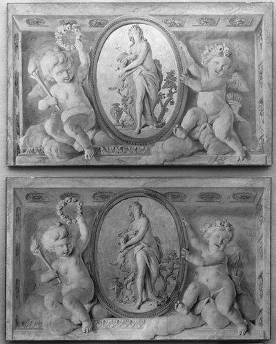 Et par overdører med Diana eller en nymfe i en oval medaljong støttet av amorini, 1770-90. av 18th century . French Painter
