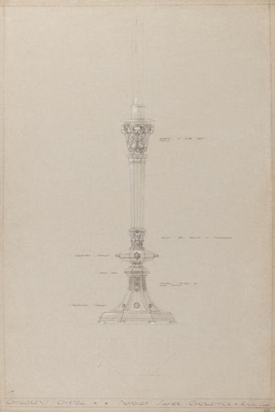 Barnekapell: foreslått sølvlysestake, faktisk størrelse (blyant, blekk, pensel, wc og sølvmaling på grått kort) av A. Edward Jones and Co.