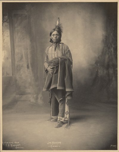 av Adolph F. Muhr
