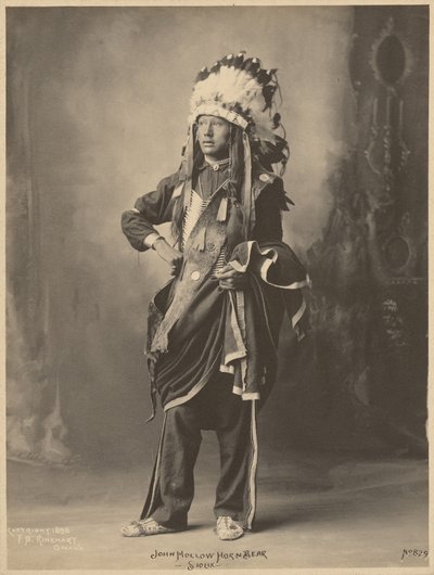  av Adolph F. Muhr