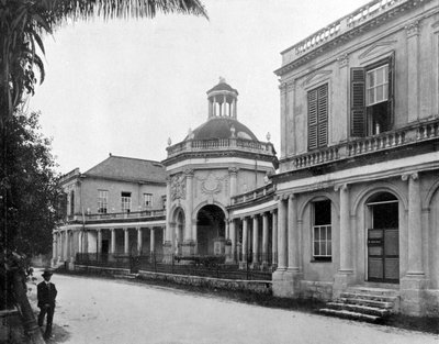 Rodneys Monument, Spanish Town, Jamaica, c1905. av Adolphe Duperly and Son