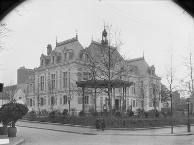 Rådhus, ca. 1886-90 av Adolphe Giraudon