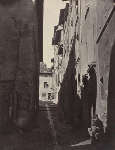 Renovering av gamlebyen i Marseille, Rue Caves de l