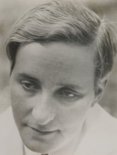 Selvportrett, ca 1931. av Aenne Biermann