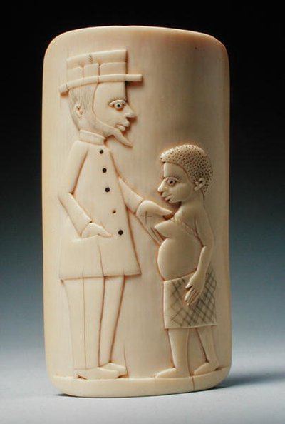 Plakett med figurer av en europeisk mann og en afrikansk kvinne, Kongo (elfenben) av African