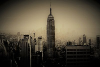 Tower, 2019, (fotografi) av Alex Caminker