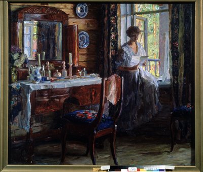 Interiør. Portrett av en vakker ung kvinne som sitter i vinduskarmen og leser et brev smilende, nær sminkebordet hennes, med hennes pleie- og skjønnhetsprodukter, stearinlys og en bukett blomster. Maleri av Alexander Vikto av Alexander Viktorovich Moravov
