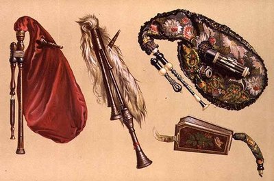 Sekkepiper: fire inkludert en Cornemuse, en Calabrian og en Musette, fra 
