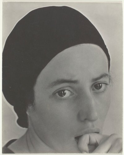 Dorothy Norman, ca. 1931. av Alfred Stieglitz