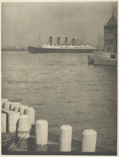 Outward Bound, Mauretania, 1910. av Alfred Stieglitz