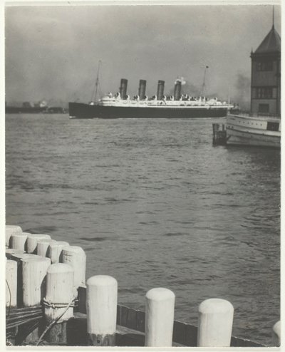 Outward Bound, The Mauretania, 1910, trykt 191832. av Alfred Stieglitz