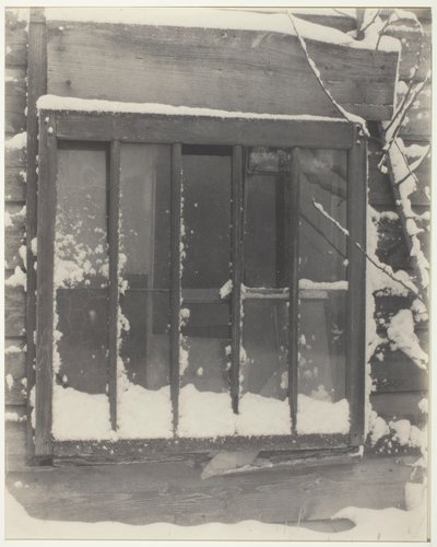 Vindu: Tre, Glass, Snø av Alfred Stieglitz