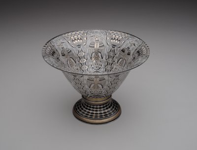 Skål, ca. 1914-15 (emaljert, forgylt og bronsitt-ferdig glass) av Alfred Walter