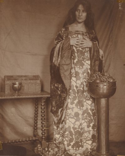 Portrett av Alice Dieudonne Chase, ca. 1906. av Alice Gerson Chase