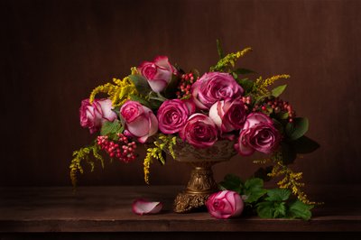 Stemningsfulle rosa roser av Alina Lankina