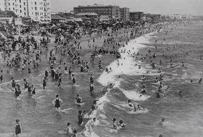 California: Venezia, et populært badested hele året i nærheten av Los Angeles (s/hvitt bilde) av American Photographer (after)