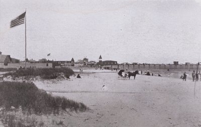 Old Orchard Beach, Maine: Strandscene (s/hvitt-bilde) av American Photographer (after)