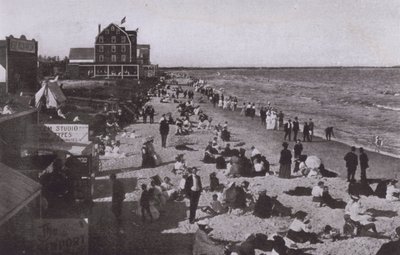 Old Orchard Beach, Maine: På stranden (s/hvitt bilde) av American Photographer (after)