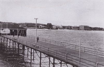 Old Orchard Beach, Maine: Utsikt fra havbryggen (s/hvitt bilde) av American Photographer (after)