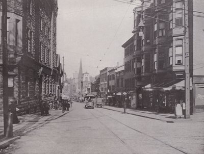 Providence, Rhode Island: Westminster Street øst fra katedralen (s/hvitt bilde) av American Photographer (after)