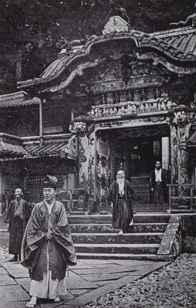 Nikko-tempelet (s/hvitt-bilde) av American Photographer (after)